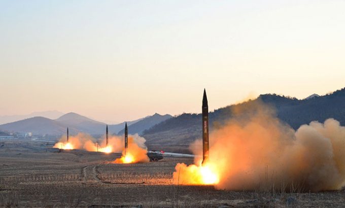 北朝鮮　ミサイル